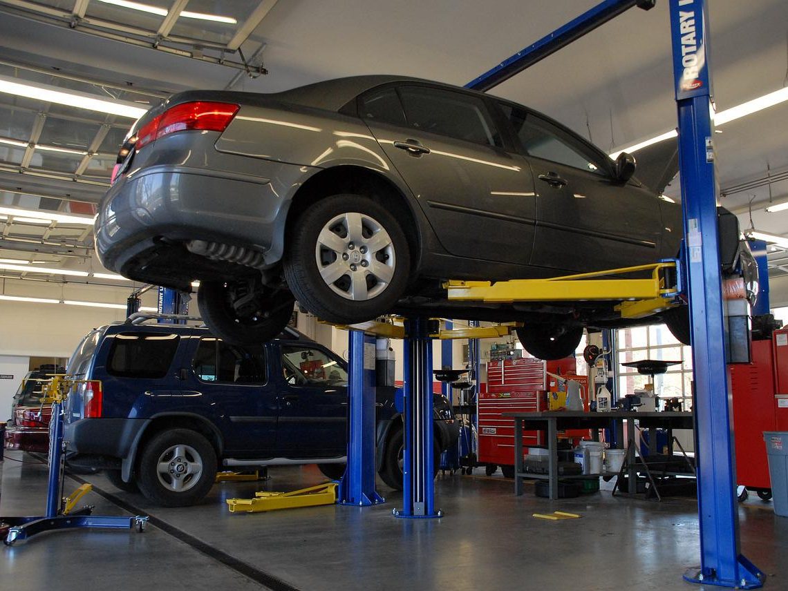 car, mechanic, automobile-1751750.jpg